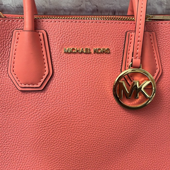 Michael Kors NEW Mini Bag Mercer Sherbert Pink Pebbled Leather Crossbody HandBag - Picture 5 of 16
